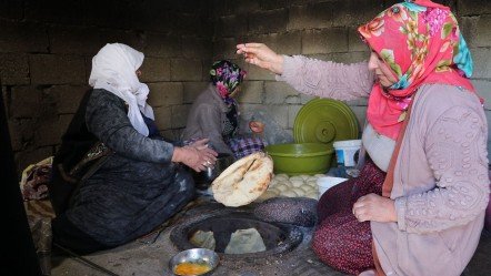 Sahurun vazgeçilmez lezzeti! Van'da her ramazan tandırlar bunun için yakılıyor - Yaşam