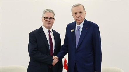 Cumhurbaşkanı Erdoğan, İngiliz lider Starmer ile görüştü! Ukrayna-Rusya barışı için destek vurgusu - dunya
