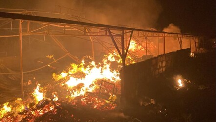 Mersin'de sıcak saatler! Ana trafo merkezinin yanında büyük yangın çıktı - gundem