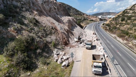 Alanya'da dağ dinamitle patlatıldı! O anlar kameralarda - Gündem