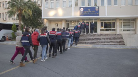 Sahte ilanlarla vatandaşı dolandıran çete çökertildi! Çok sayıda tutuklama var - Gündem