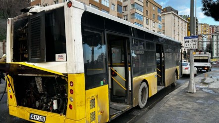 İstanbul’da korkutan yangın! Belediye otobüsü alev alev yandı - Gündem