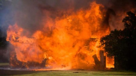 Pakistan’da kanlı saldırı! İntihar bombacısı askeri konvoyu hedef aldı - Dünya