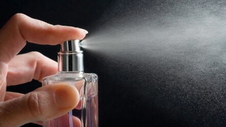 Parfüm koklamak orucu bozar mı? Orucu bozan ve bozmayan şeyler merak ediliyor! - haberler