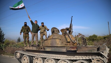 Esad'ın provokatör kalıntıları püskürtüldü! Suriye ordusu Kardaha’da kontrolü yeniden ele aldı - dunya