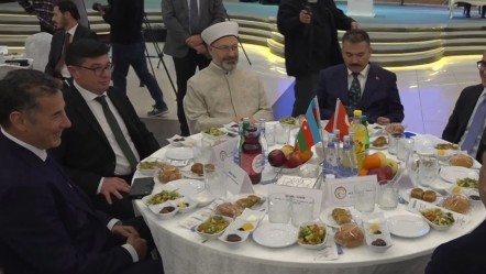 Sinan Oğan uzun zaman sonra iftar programında ortaya çıktı - Gündem