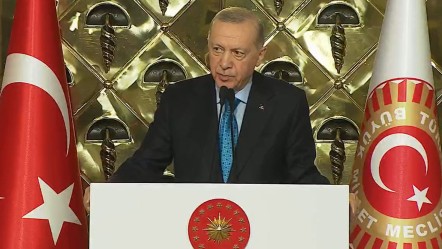 Cumhurbaşkanı Erdoğan çağrıyı yaptı: Türkiye düşmanlarını bir kez daha hüsrana uğratalım - Gündem