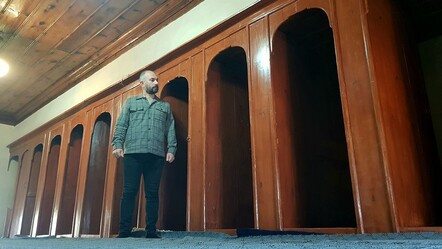 Bulgaristan'dan bu kabinlerde kalmak için geliyorlardı! 195 yıllık tarihi Hamidiye Camii'nde halvet odaları - gundem