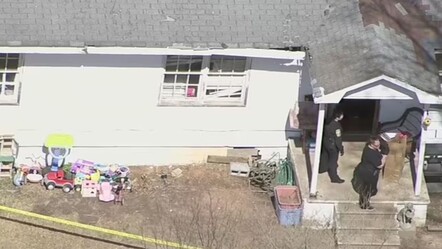 Oynadığı silah ateş aldı! 2 yaşındaki ikizi faciayı yaşadı - dunya