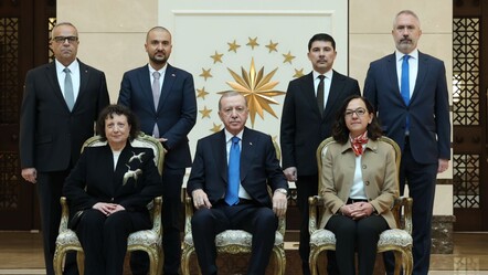 Cumhurbaşkanı Erdoğan'a 5 ülkenin büyükelçisinden güven mektubu - ekonomi