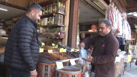 Ramazan ayının vazgeçilmez lezzeti! Kilosu 130 TL'den satılıyor! Bir kere tadan bir daha vazgeçemiyor... - Gündem