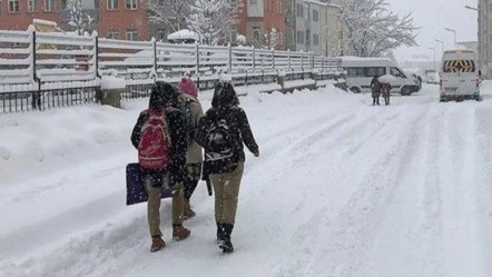 Haberler peş peşe geldi! Birçok ilde okullar tatil edildi - Gündem