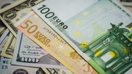 Türbülans sonrası hafta nasıl başlıyor? Dolar ve Euro'da dikkat çeken fiyatlar - Ekonomi