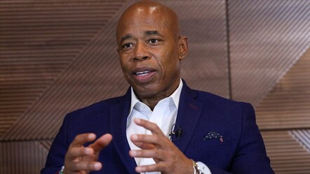 Yolsuzluk davasından beraat etmişti! Eric Adams'dan dikkat çeken hamle - dunya