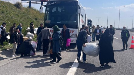 Kuzey Marmara Otoyolu'nda büyük tehlike! Yolcu otobüsü alev alev yandı - 3-sayfa