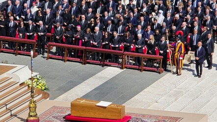 Papa'nın cenaze törenine kimler, hangi liderler katıldı? 250 bin kişi katıldı - haberler