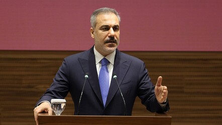 Bakan Fidan'dan Katar'da PKK/YPG'ye net mesaj: Akıllarını başlarına alıp silah bıraksınlar - gundem