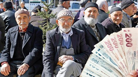 Emekli olacaklar bu tarihe dikkat etsin! Geri sayım başladı, ikramiyeler ne zaman yatacak? - ekonomi