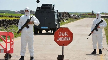 Balıkesir'de korkutan gelişme! 15 mahalle karantina altına alındı - Gündem