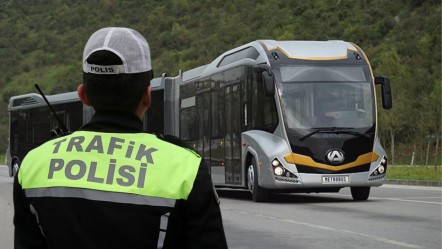 Trafiğe çıkmadan dikkat! İstanbul'da hangi yollar trafiğe kapalı? - Haberler
