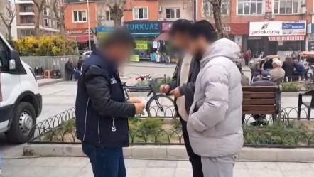 21 göçmen kaçakçılığı organizatörü ve 547 düzensiz göçmen yakalandı - Gündem