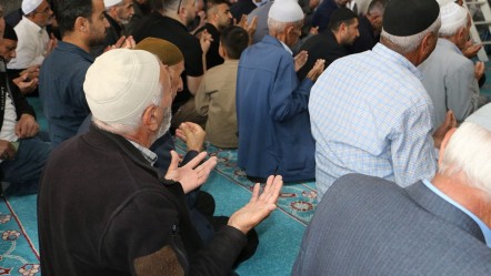 Dinleyenler mest oldu! Dünya birincileri Ulu Camii'de buluştu - Yaşam