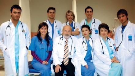 Doktorlar dizisinin unutulmaz üçlüsü yıllar sonra bir araya geldi! Yasemin Özilhan paylaştı - Magazin