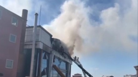 Esenyurt'ta fabrika yangını! Çok sayıda ekip sevk edildi - Gündem