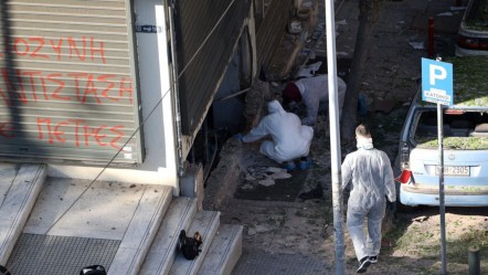 Selanik'te bomba taşıyan kadın kendini patlattı! Yunan polisi alarma geçti - Dünya
