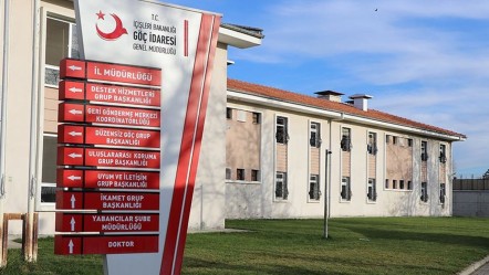 Göç İdaresi, "Süt ve ilaç verilmedi" iddialarını yalanladı: Bebek üzerinden yapılan algı oyunu bozuldu! - Gündem