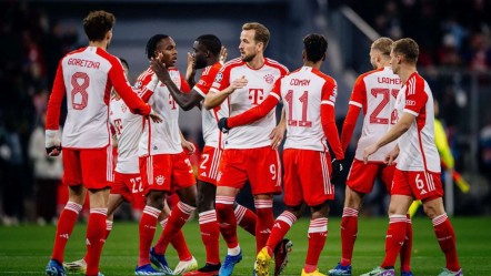 Harry Kane ilk kupasını kazandı! Bundesliga'da şampiyon Bayern Münih - Spor