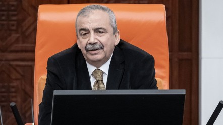 Sırrı Süreyya Önder'in cenaze töreni... Son yolculuğuna uğurlanıyor - Gündem