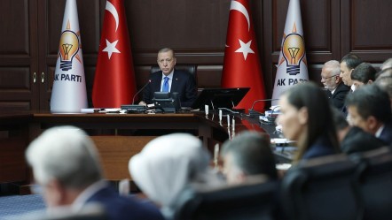 AK Parti MYK, Cumhurbaşkanı Erdoğan başkanlığında toplandı - Gündem