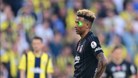 Derbide penaltıyı neden kaçırdığı ortaya çıktı! Gedson'un gözüne lazer tutan taraftar gözaltında - Spor