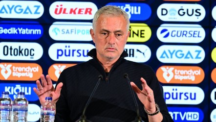Fenerbahçe'nin çalıştırıcısı Jose Mourinho uçup giden şampiyonluğun sorumlusunu buldu: Yapınız böyle - Spor