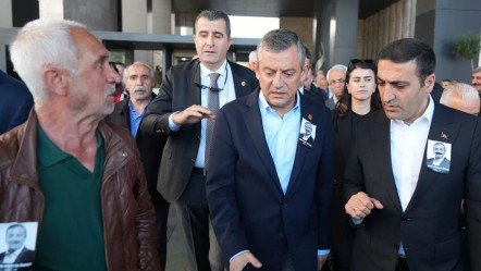 Özgür Özel uğradığı saldırı sonrası ilk kimi aradı? İşte o isim - Gündem