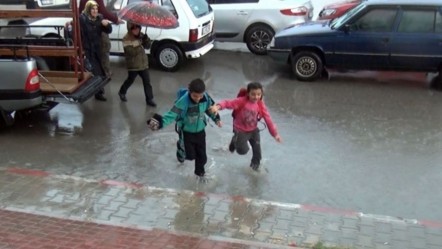 Van'da okullar tatil mi? 5 Mayıs Van hava durumu son dakika - Haberler