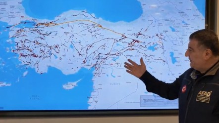 AFAD'dan Türkiye Deprem Tehlike Haritası: Türkiye'de 485 diri fay segmenti var - Gündem