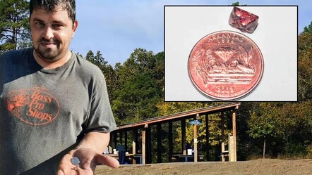 Çöp zannetti, gerçek bambaşka çıktı! Parkın her yerinden fışkırıyor - dunya