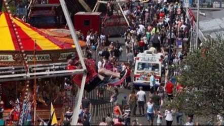 Festivalde hız treni faciası! Küçük çocuk kabusu yaşadı - Dünya