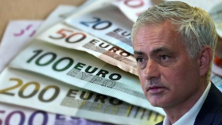 Mourinho 'bir gün gideceğim' demişti! Öyle bir teklif geldi ki yer yerinden oynayacak - Spor