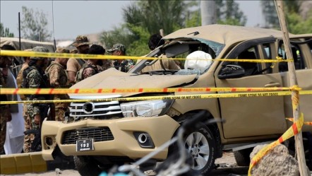Pakistan'da askeri araç havaya uçuruldu! Bilanço ağır... - Dünya