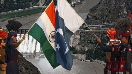 Pakistan'dan Hindistan'a "Kırmızı çizgimizdir" uyarısı - Dünya