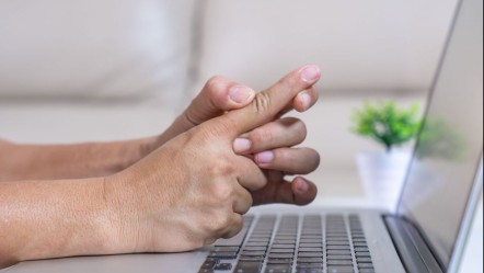 Parmak esnekliği testi: Akciğer hastalıklarının sessiz habercisi olabilir! - Haberler