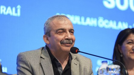 Son perde: Sırrı Süreyya Önder’in yer aldığı son filmden ilk görüntüler - Gündem