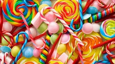 4 bin dolara lolipop aldı! 8 yaşındaki çocuk annesinin telefonundan 70 bin şeker sipariş etti - Yaşam