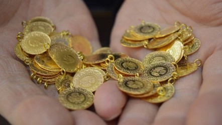 ‘Altın’da baş döndüren hareketler! Çatışmalarla yükseldi, ‘müzakere’ ile düştü - Ekonomi