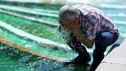 Kavurucu sıcaklar kapıya dayandı! Bazı bölgelerde 35 dereceyi geçecek - Gündem