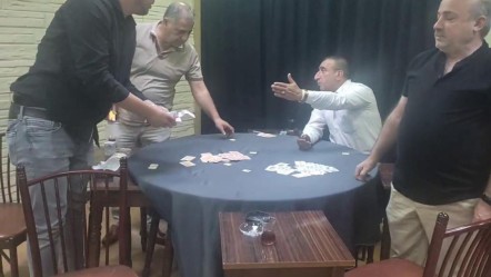 Kumar oynarken polise yakalandı, "Şimdi geldim" dedi! - 3. Sayfa