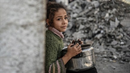 Dünya Merkez Mutfağı, Gazze'deki stokları tükendiği için faaliyetlerini durdurdu - Dünya